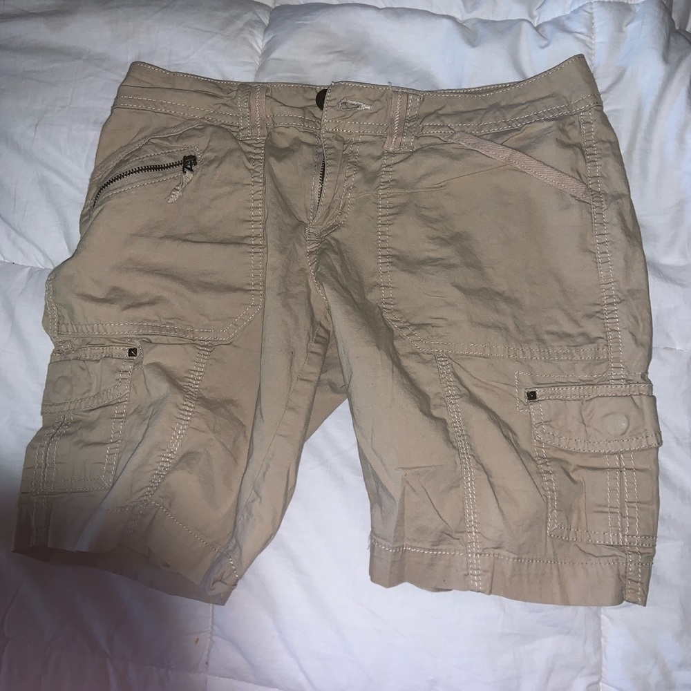 super cute cargo shorts